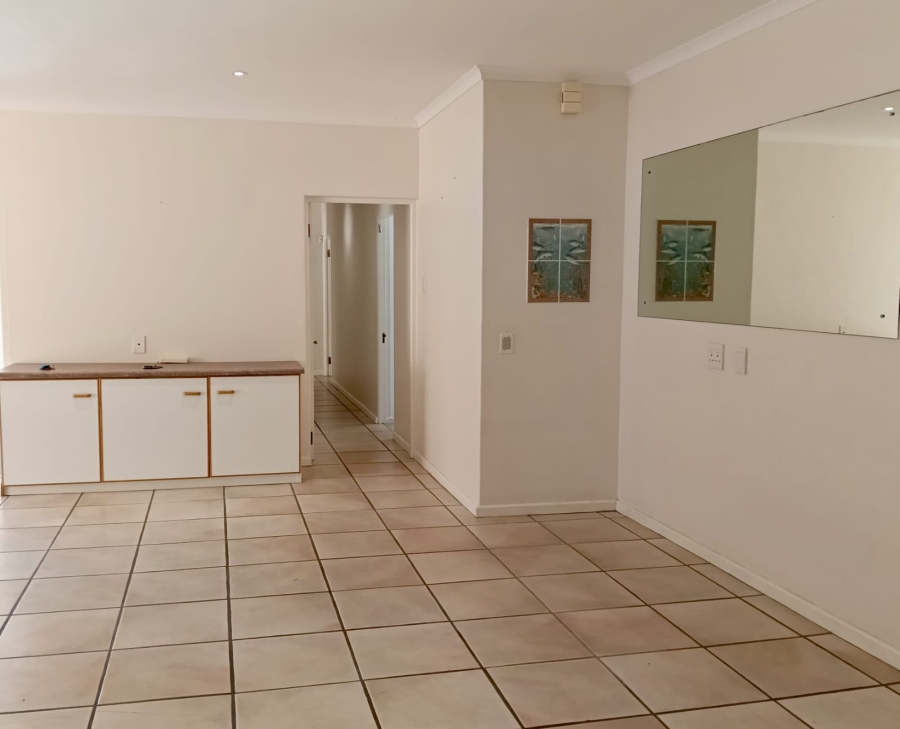 To Let 4 Bedroom Property for Rent in Vermont Western Cape